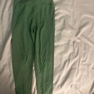 LuLaRoe Green Leggings Soft Comfortable Bottoms